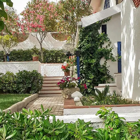 ヴィラ Il Giardino Degli Ulivi チッタ・サンタンジェロ