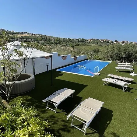 Il Giardino Degli Ulivi Villa