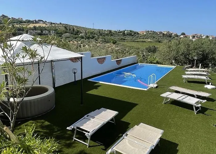 Il Giardino Degli Ulivi Βίλα