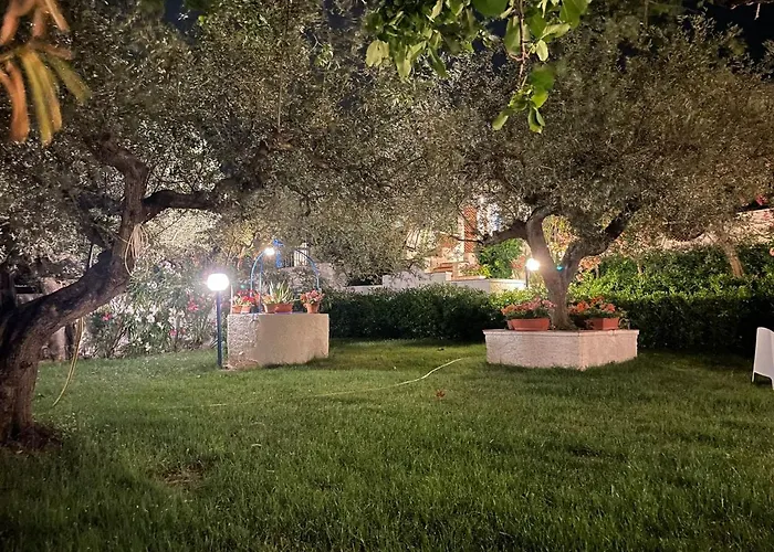 Il Giardino Degli Ulivi Βίλα *